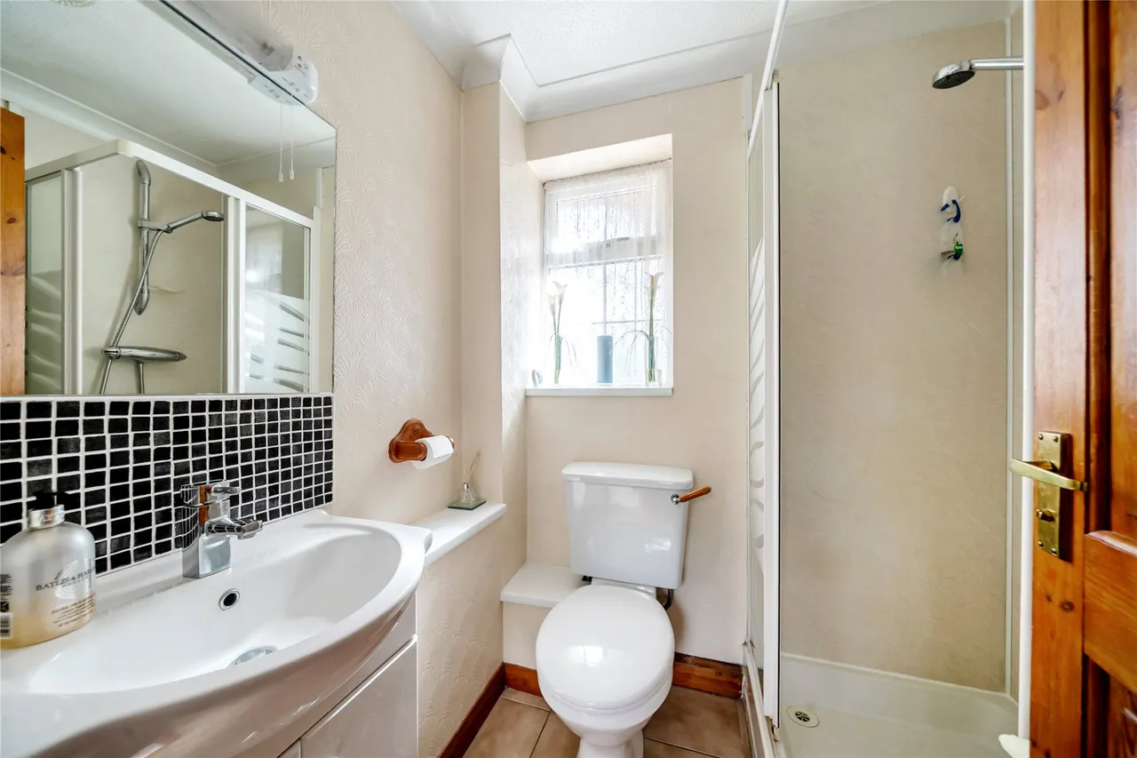Send Marsh Road, Ripley, GU23, photo 14