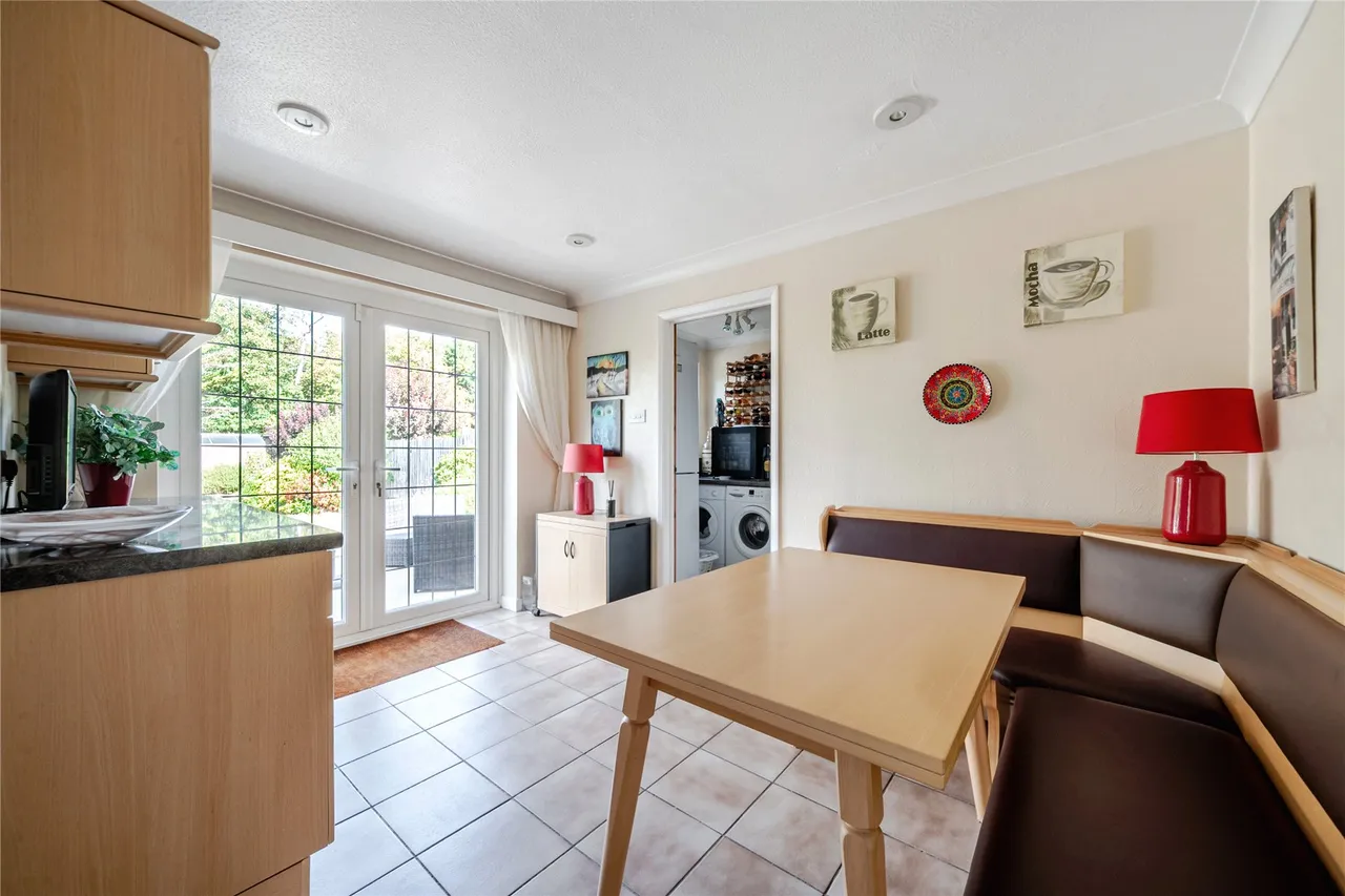 Send Marsh Road, Ripley, GU23, photo 5