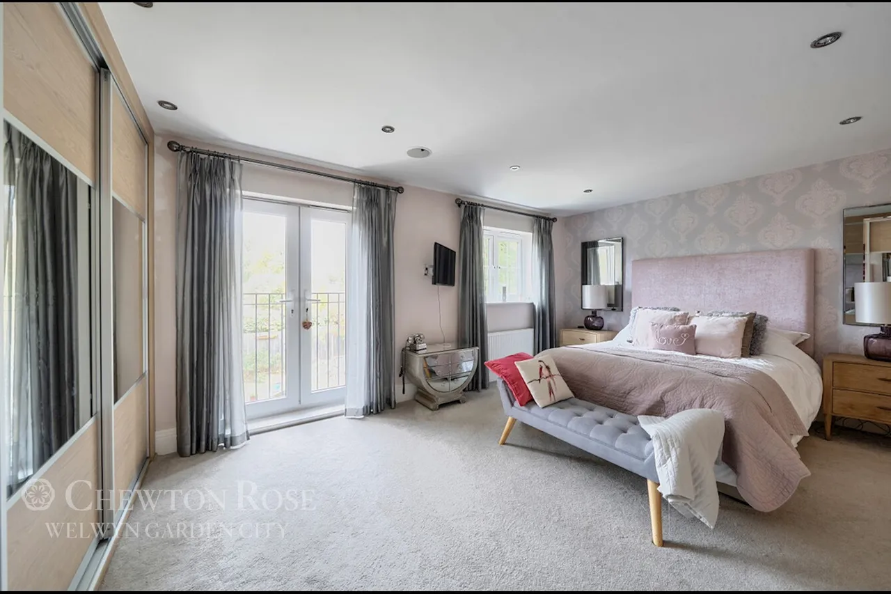 Sevenacres, Welwyn, photo 17