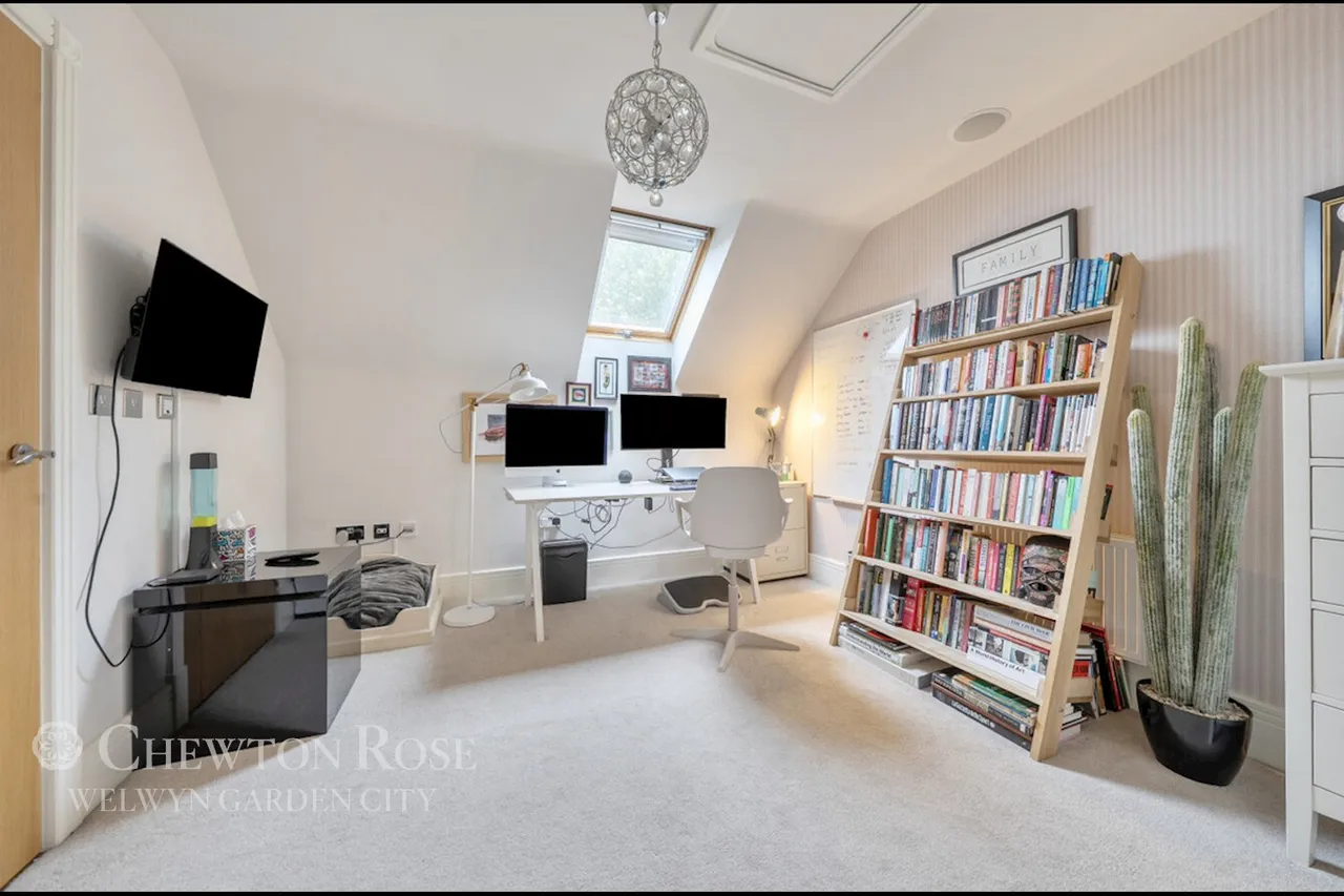 Sevenacres, Welwyn, photo 21