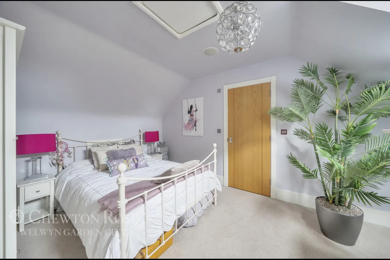 Sevenacres, Welwyn, photo 20