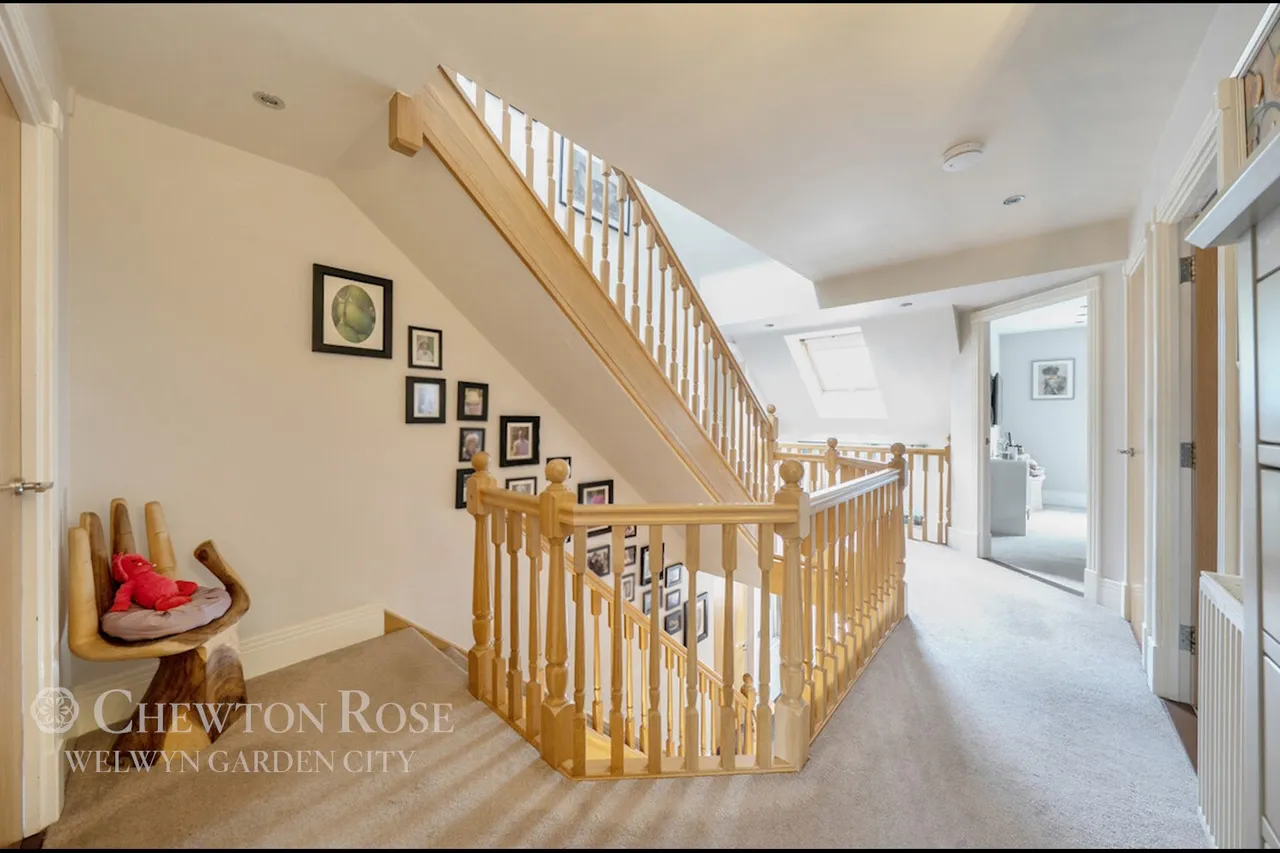 Sevenacres, Welwyn, photo 12