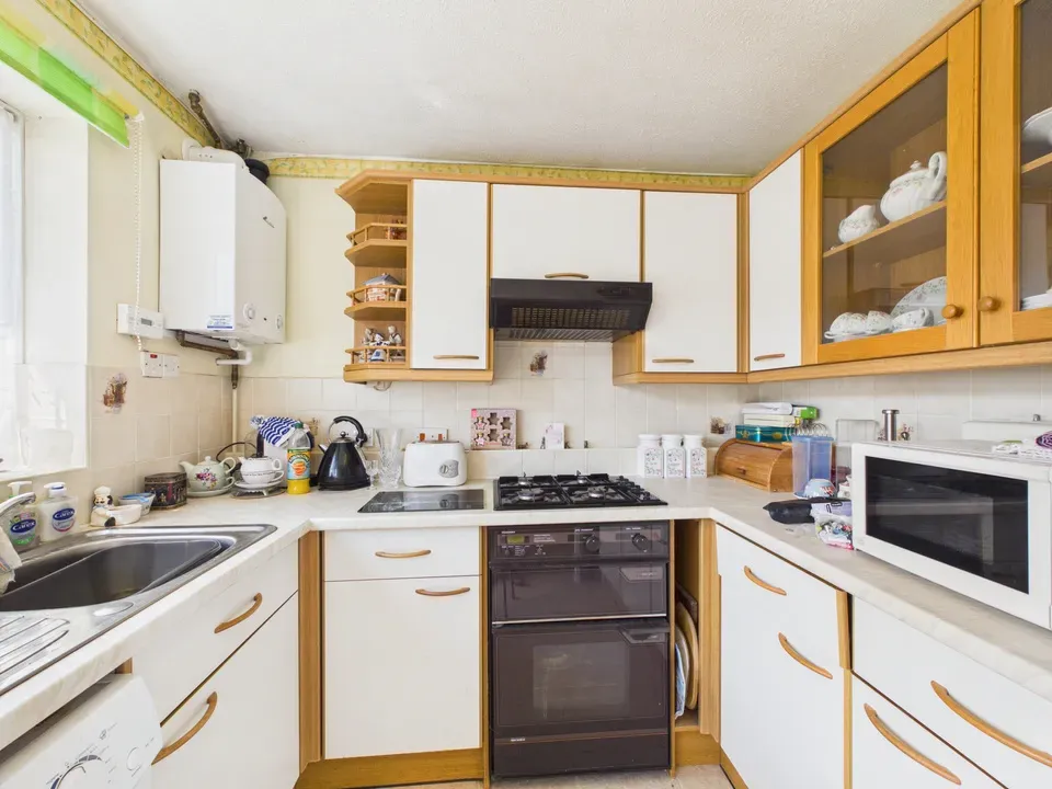 Owlscastle Close, Horsham, photo 11