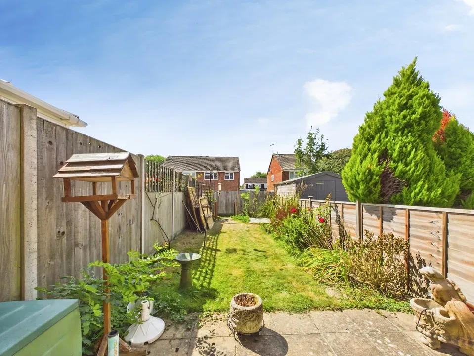 Owlscastle Close, Horsham, photo 10