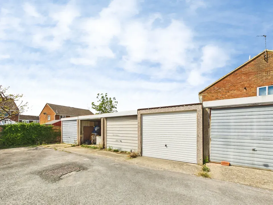 Owlscastle Close, Horsham, photo 7