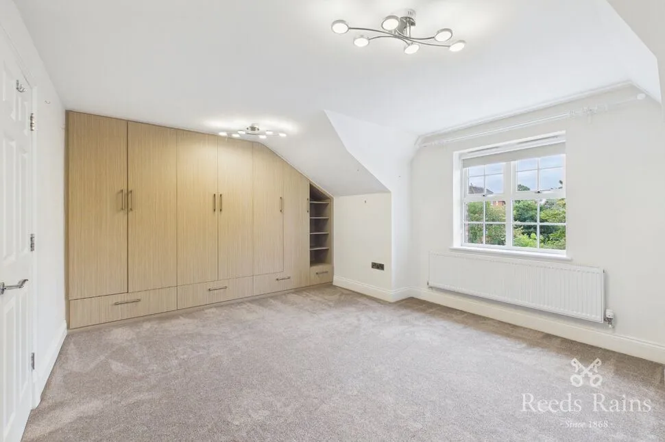 Hazelmere Gardens, Sale, M33, photo 16