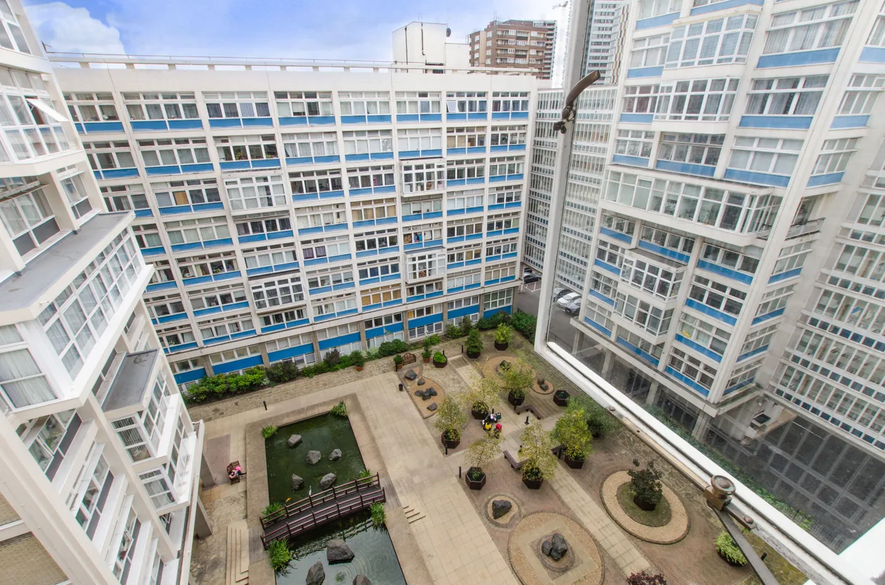 Apartment 224, Metro Central Heights, 119 Newington Causeway, London, photo 12