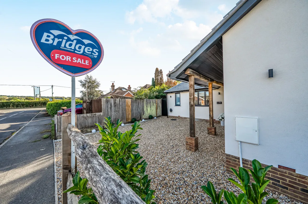 Willow Drive, Normandy, GU3, photo 19