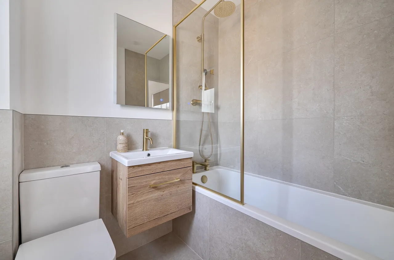 Willow Drive, Normandy, GU3, photo 14