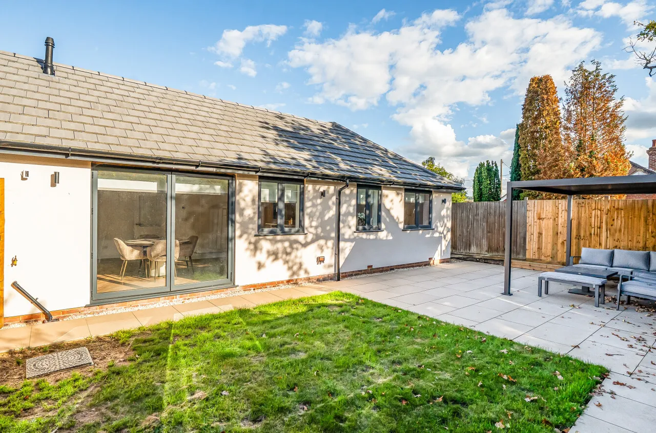 Willow Drive, Normandy, GU3, photo 5