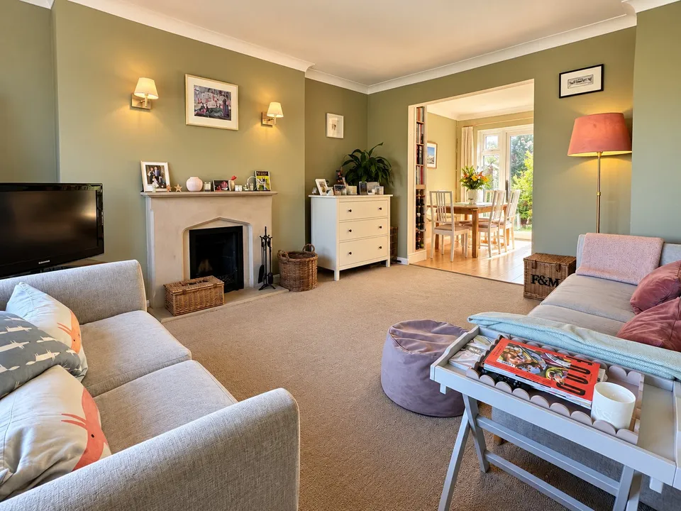 Pell Close, Wadhurst, photo 2