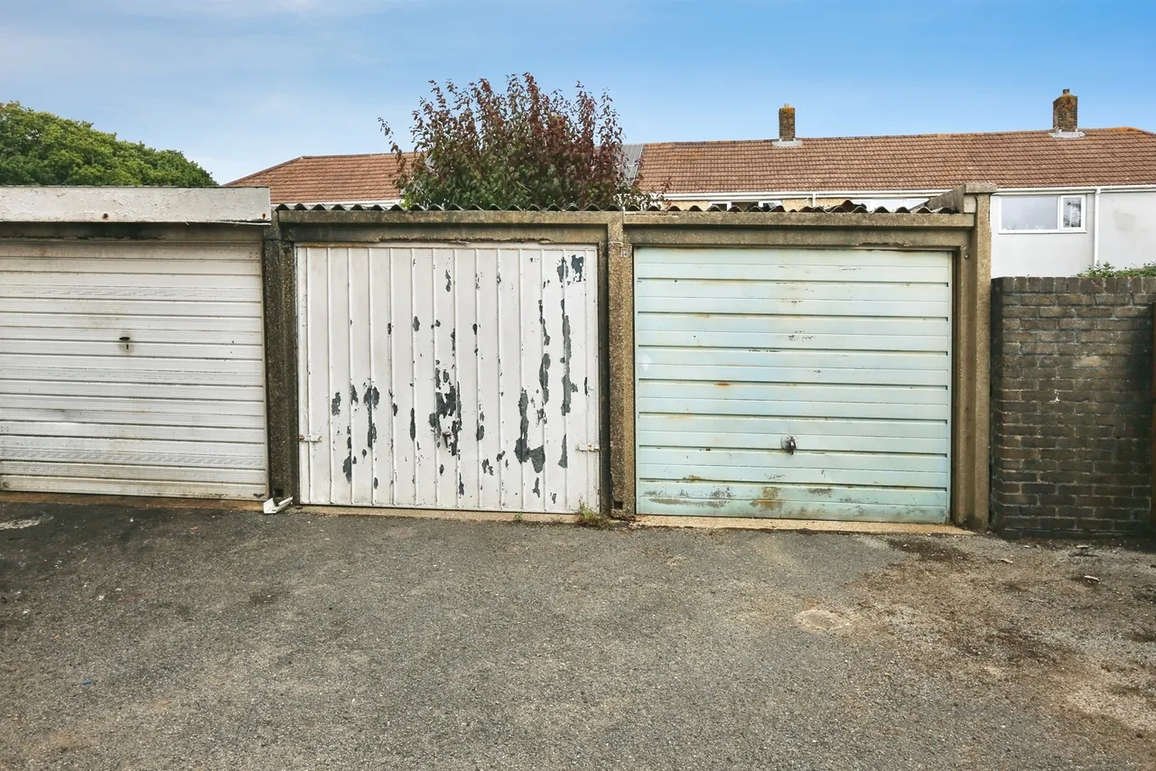 Homer Close, Gosport, photo 12