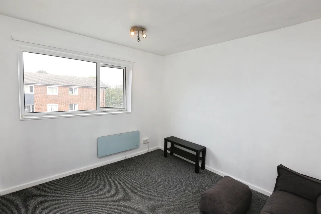 Homer Close, Gosport, photo 11