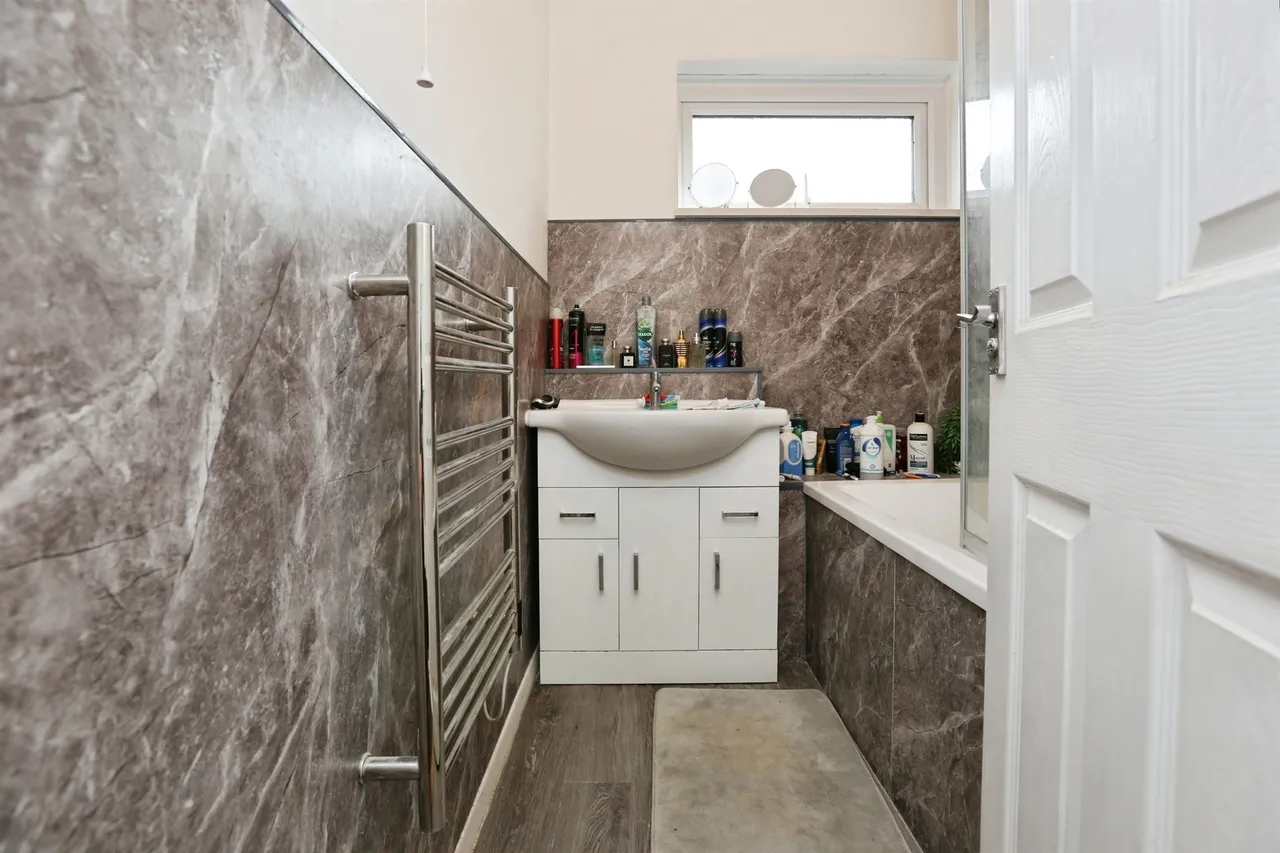 Homer Close, Gosport, photo 6