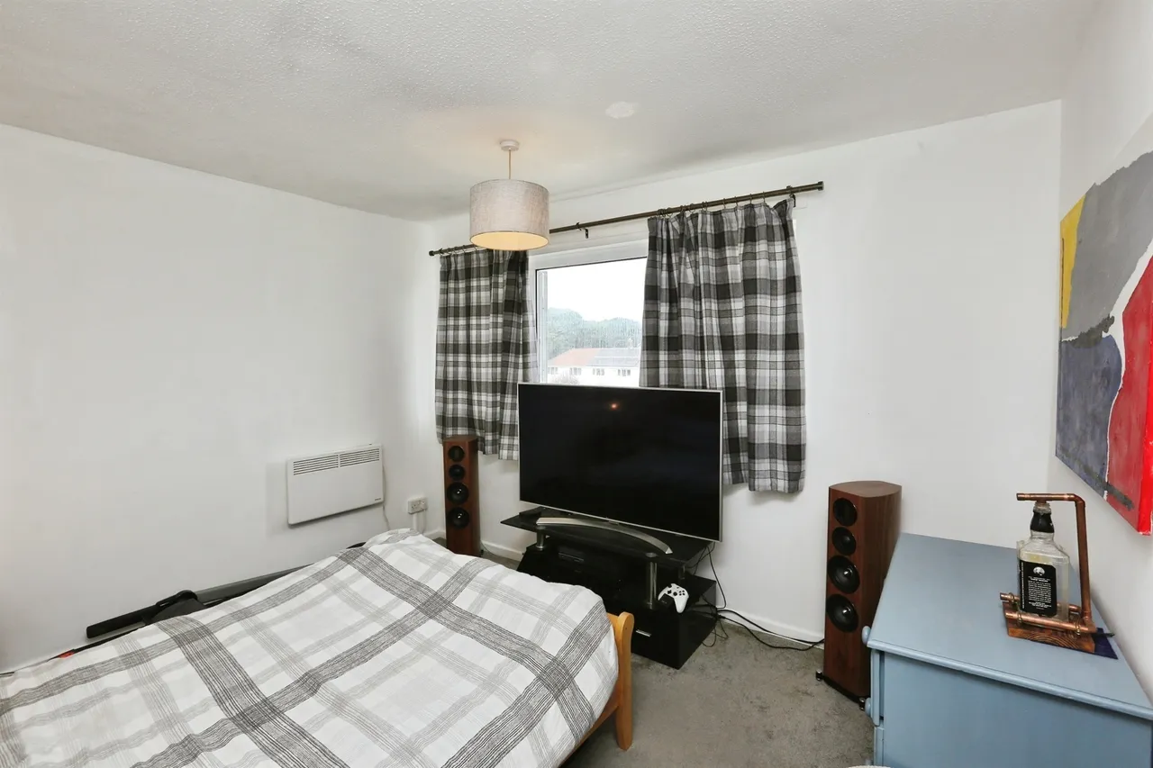Homer Close, Gosport, photo 10