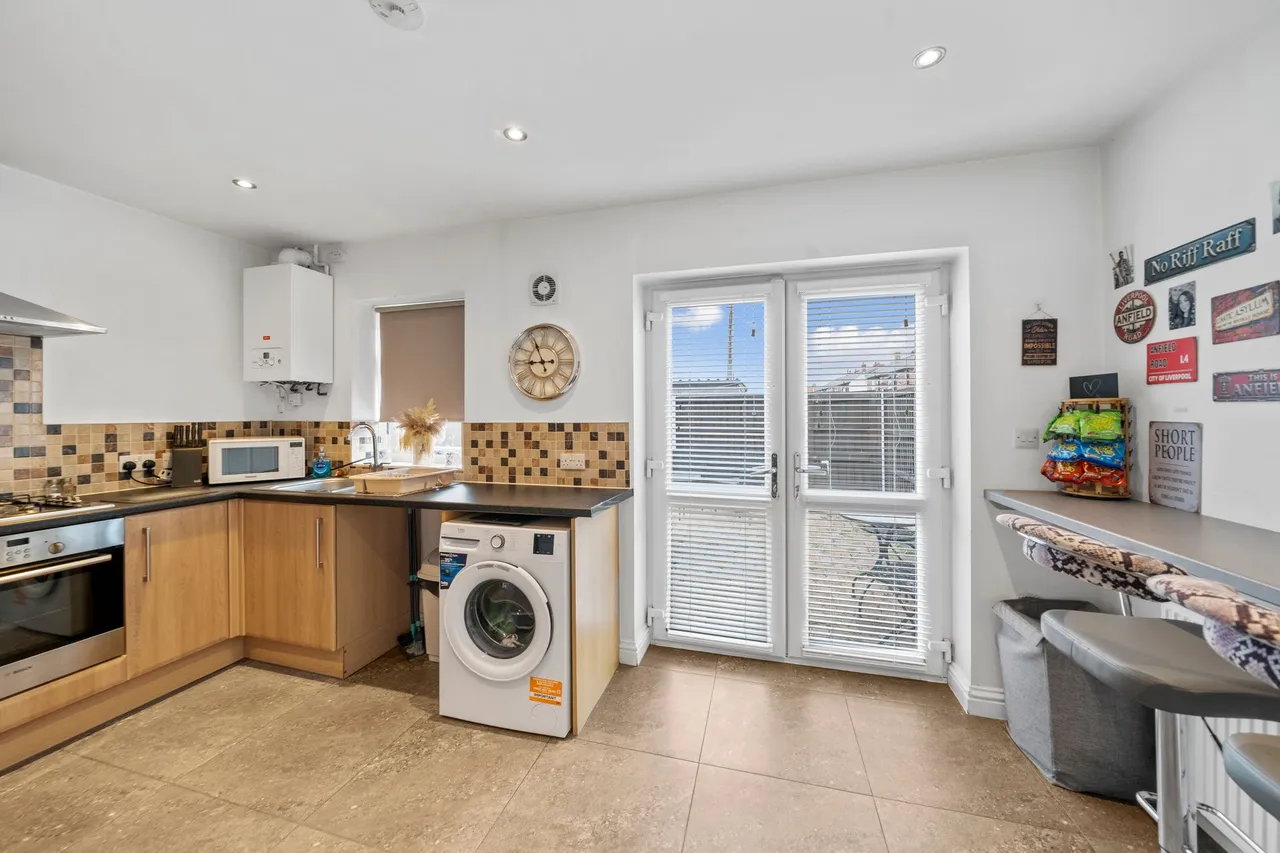 Manchester Road, Leigh, WN7 2LE, photo 3
