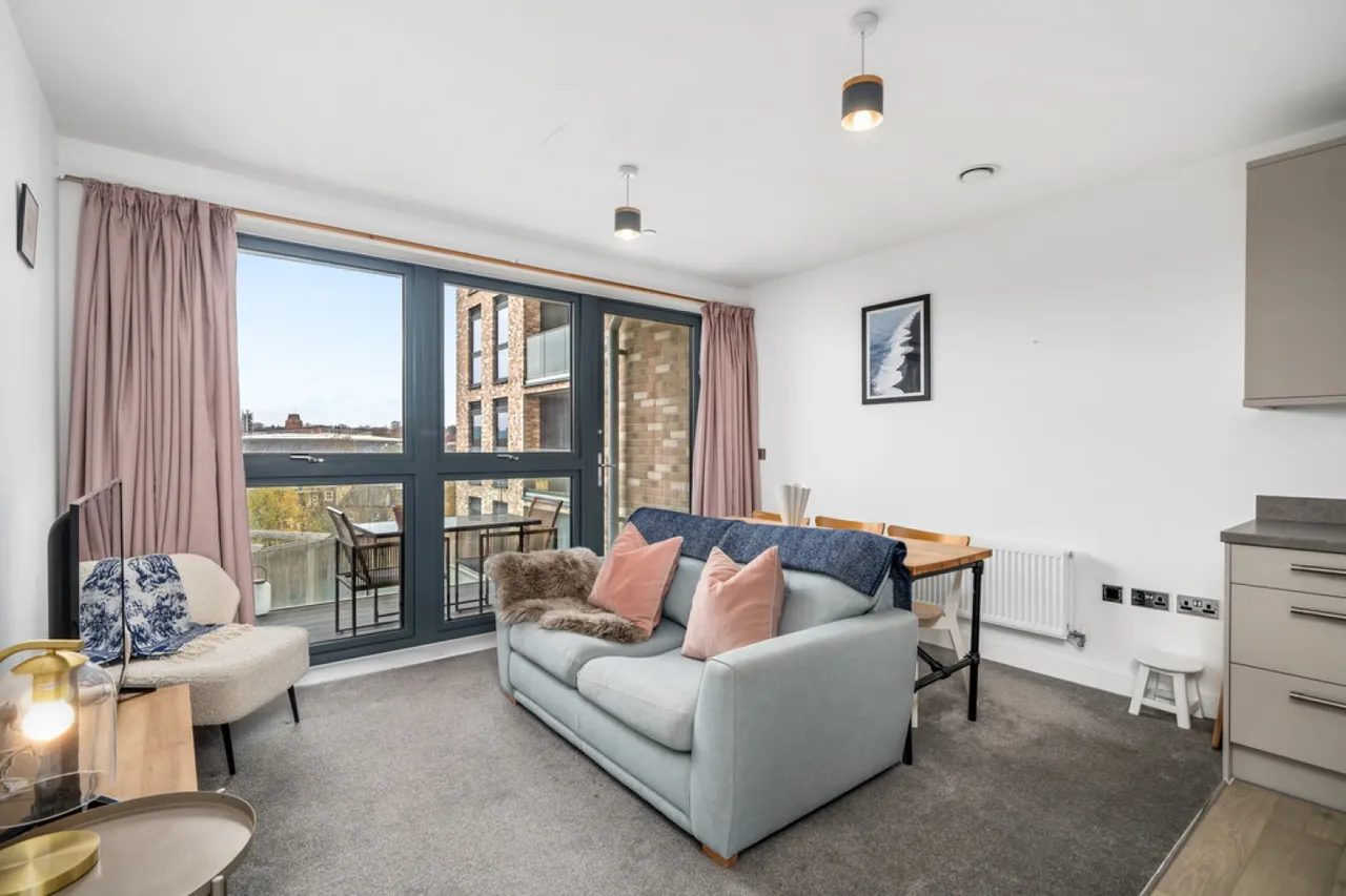 Osiers Road, Wandsworth, photo 5