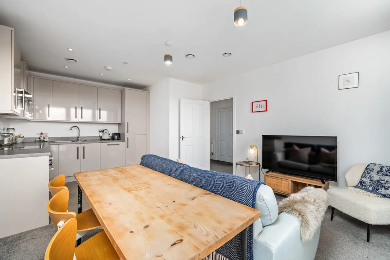 Osiers Road, Wandsworth, photo 8