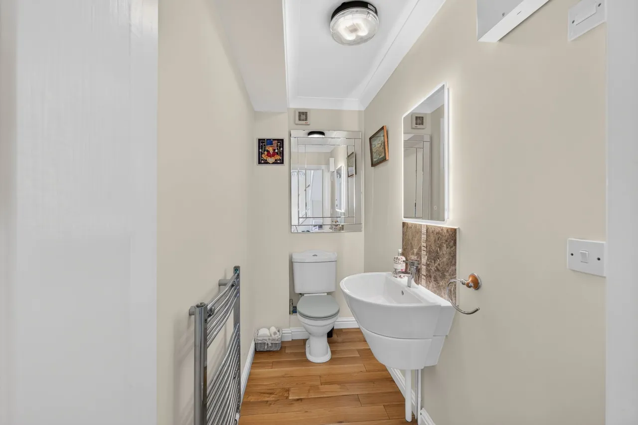 Steeple View, March, PE15, photo 28
