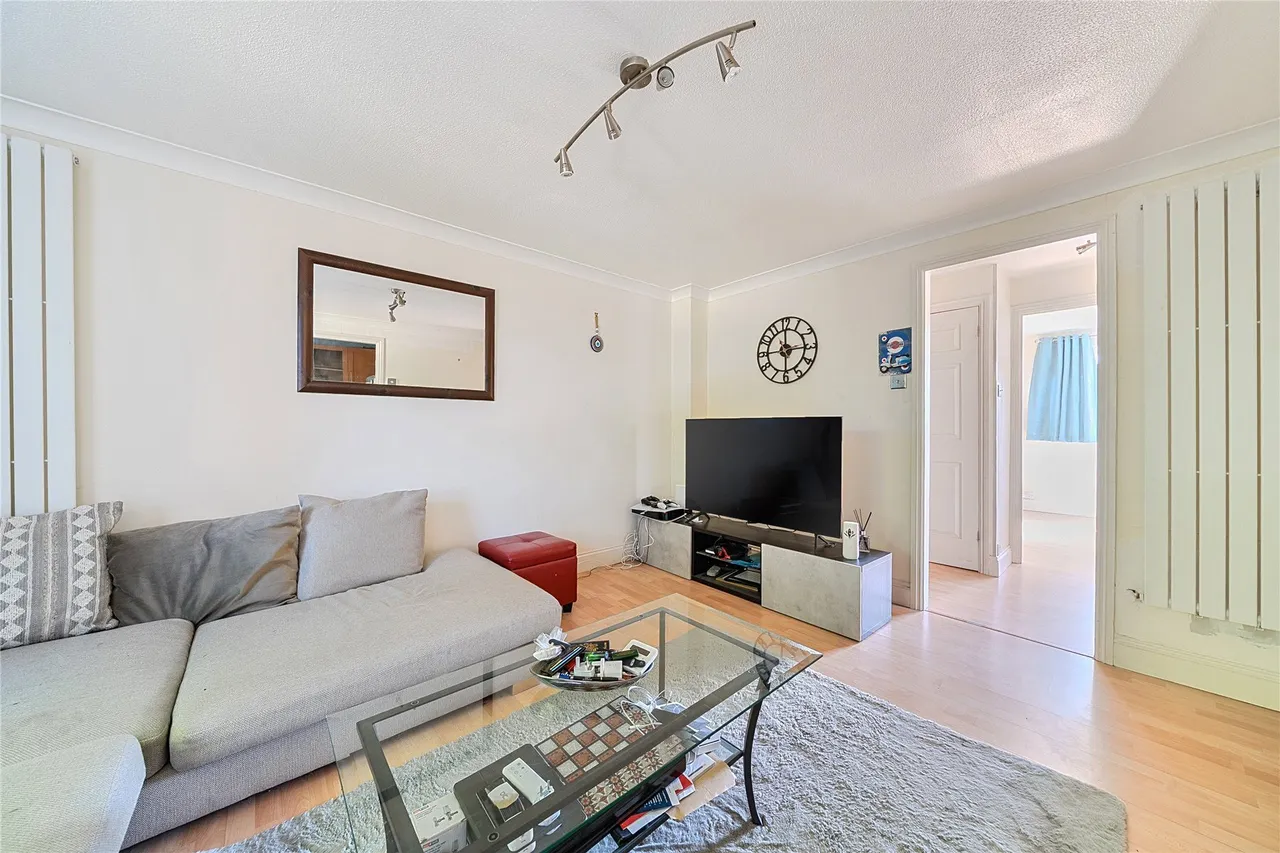 Dyke Drive, Orpington, BR5, photo 3