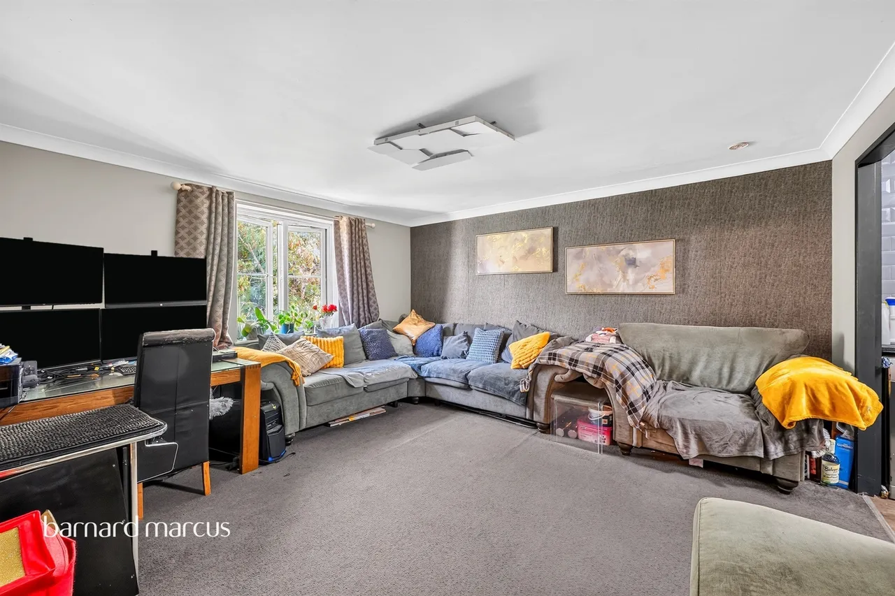 Kingswood Drive, Sutton, SM2, photo 8