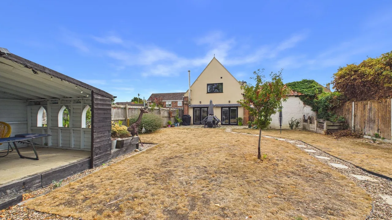 West End, LANGTOFT, Market Deeping, PE6, photo 29