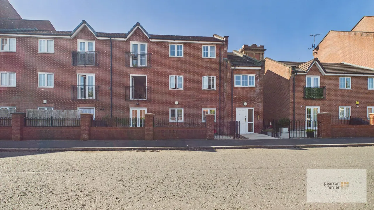 Valley Mill Lane, Bury, BL9 9BY, photo 6