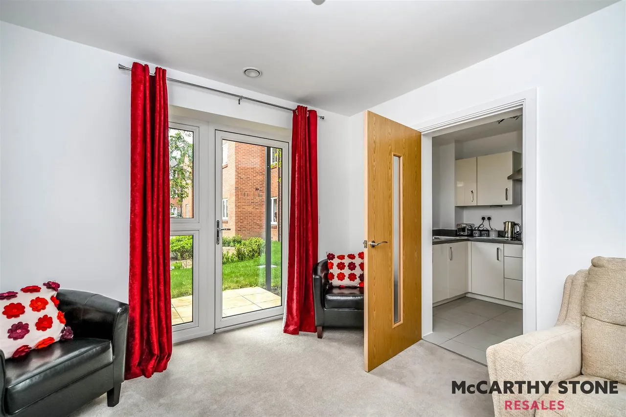 High View, Bedford, MK41, photo 2