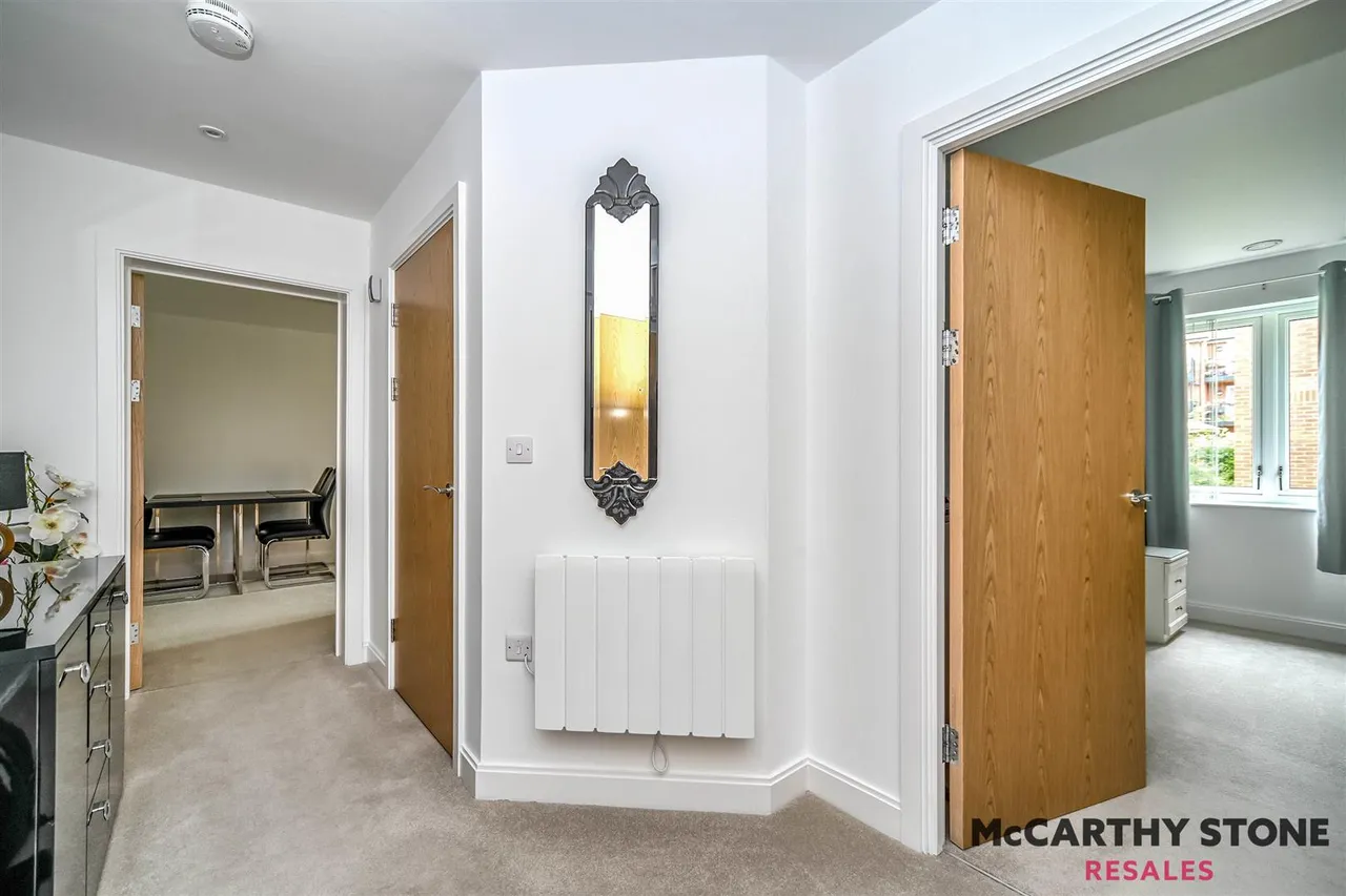 High View, Bedford, MK41, photo 13