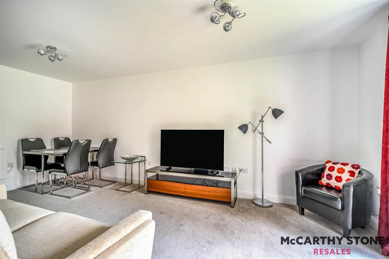 High View, Bedford, MK41, photo 6