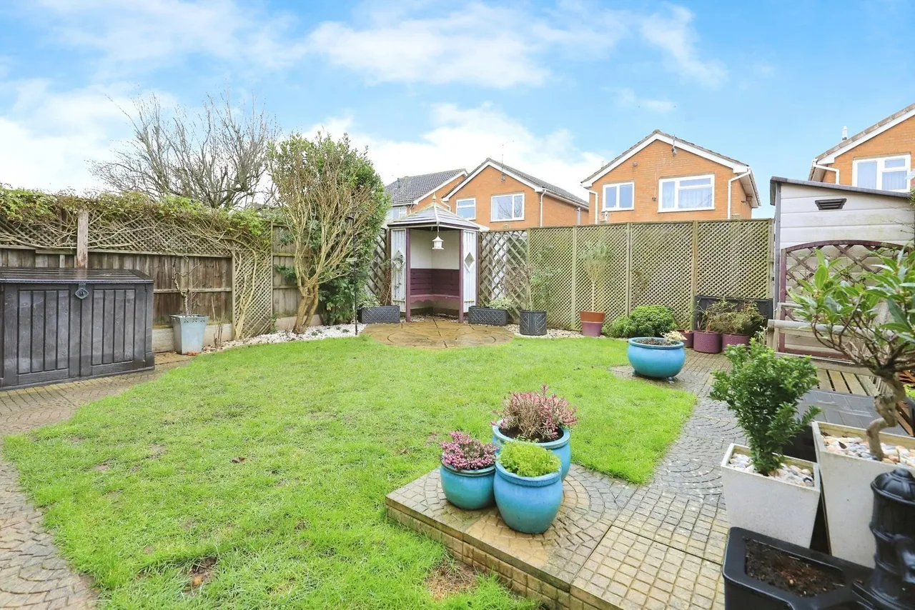 Marlowe Close, Kidderminster, DY10, photo 19