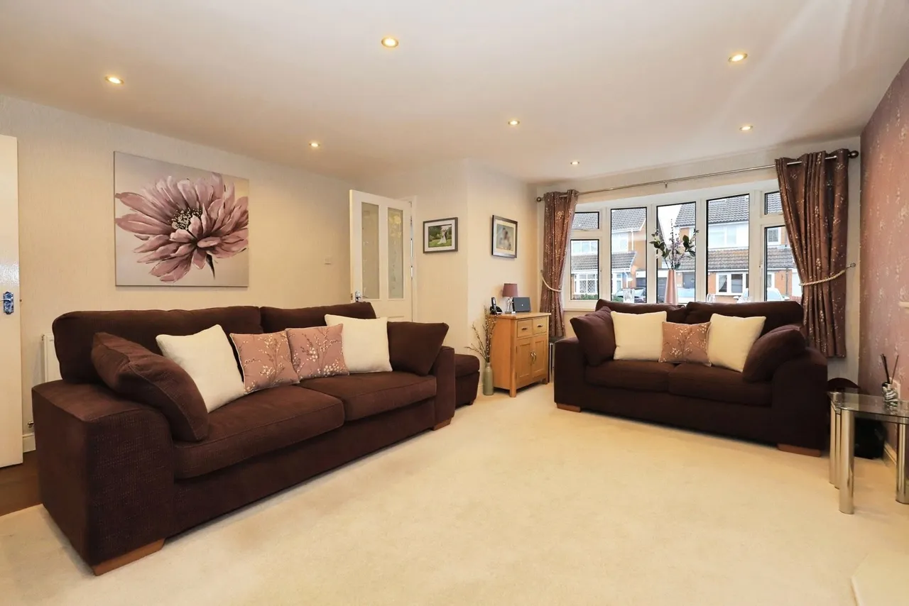 Marlowe Close, Kidderminster, DY10, photo 2