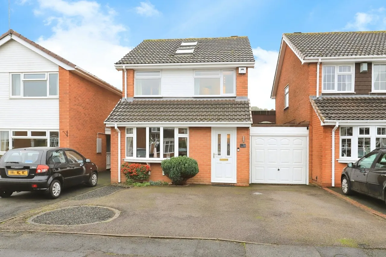 3 bed house for sale, Marlowe Close, Kidderminster, DY10