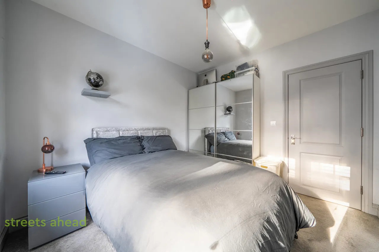 Woodcote Valley Road, Purley, CR8, photo 8