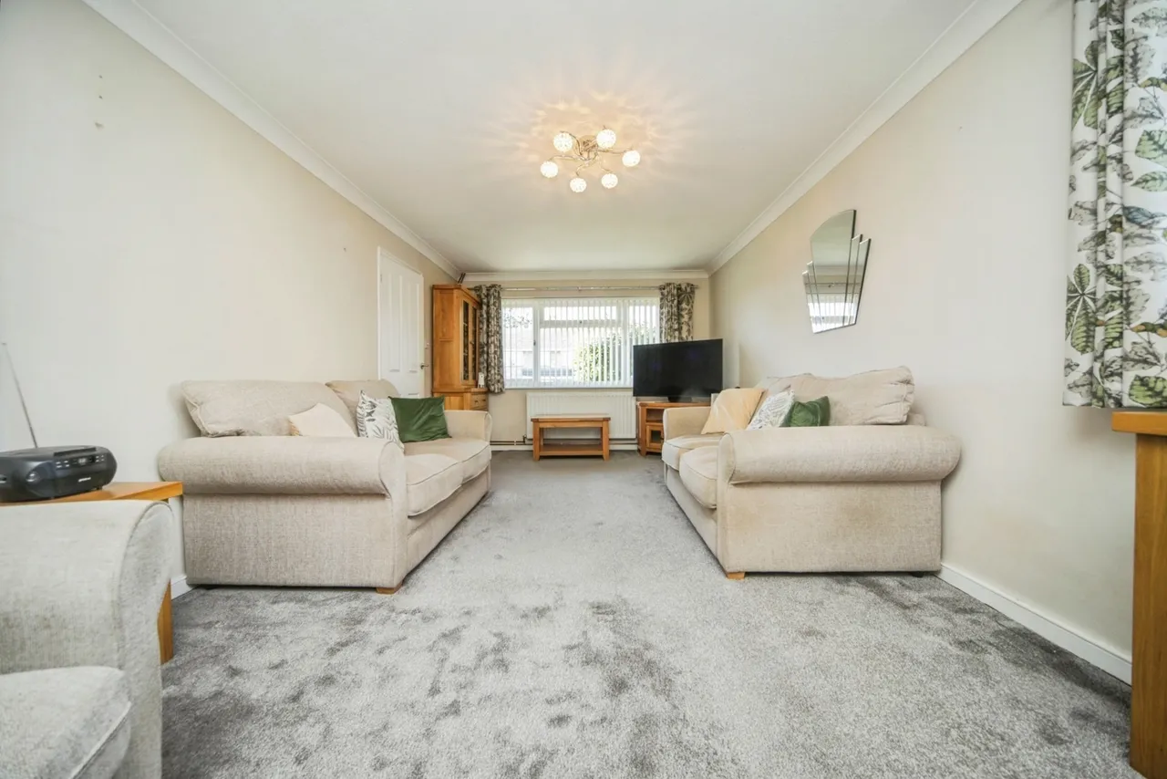 Pretyman Avenue, Bacton, IP14, photo 3