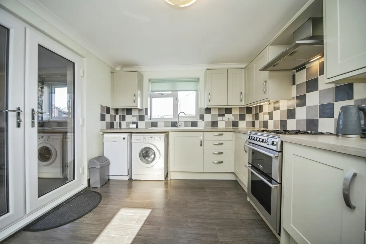 Pretyman Avenue, Bacton, IP14, photo 5