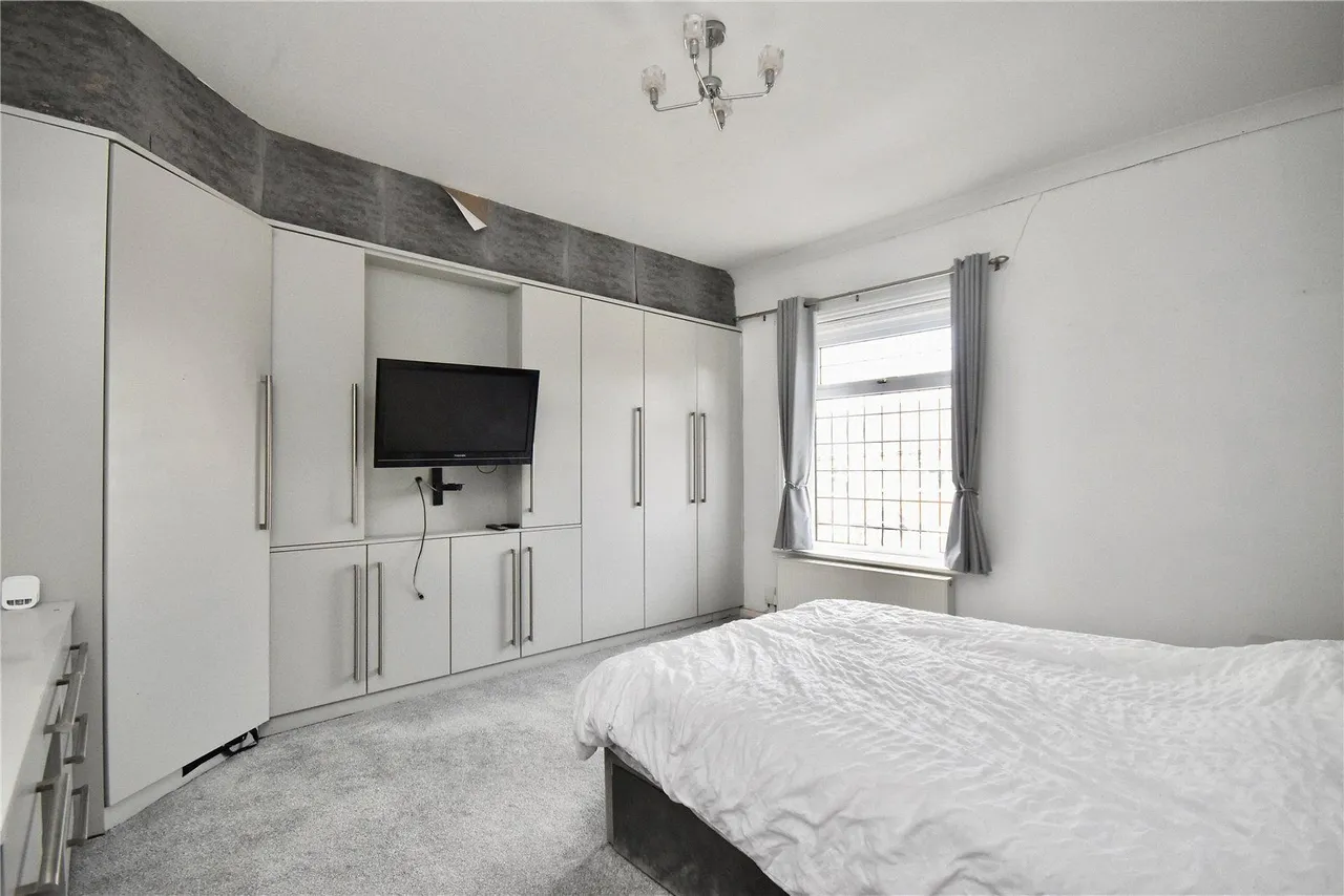 Middleton Road, Royton, OL2, photo 9