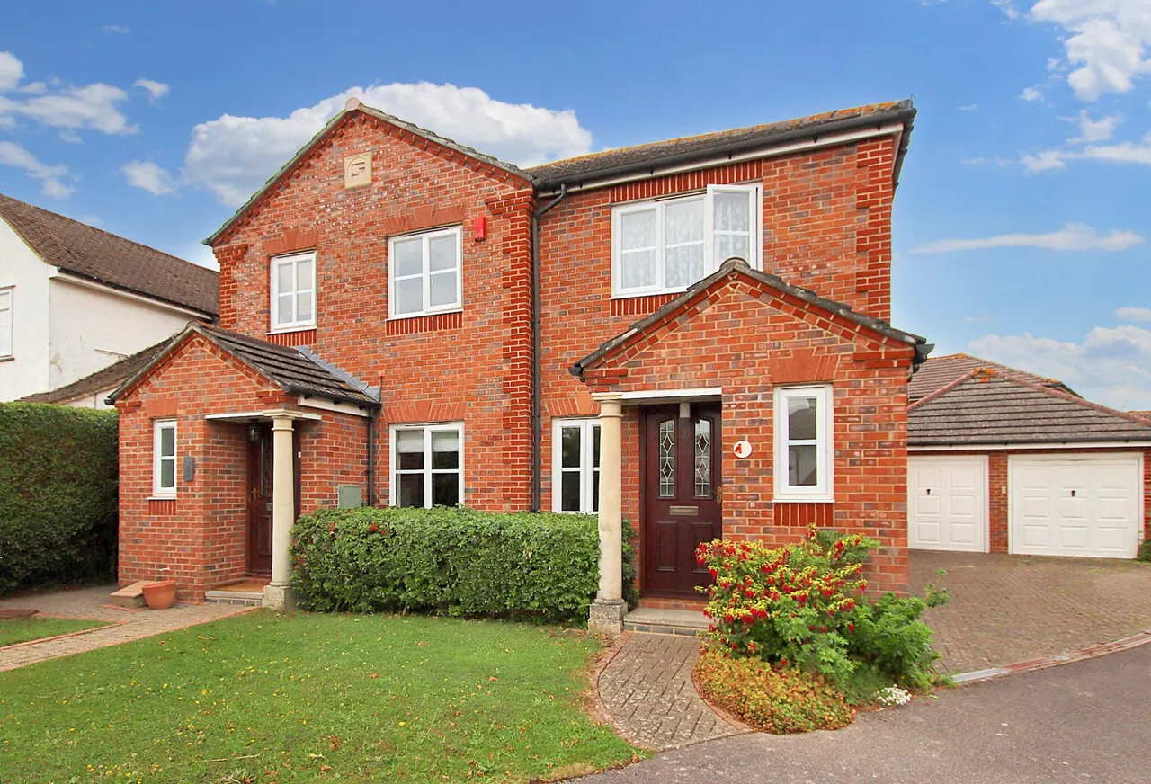2 bed house for sale — Great Gatton Close, Croydon, Croydon, CR0 7WA
