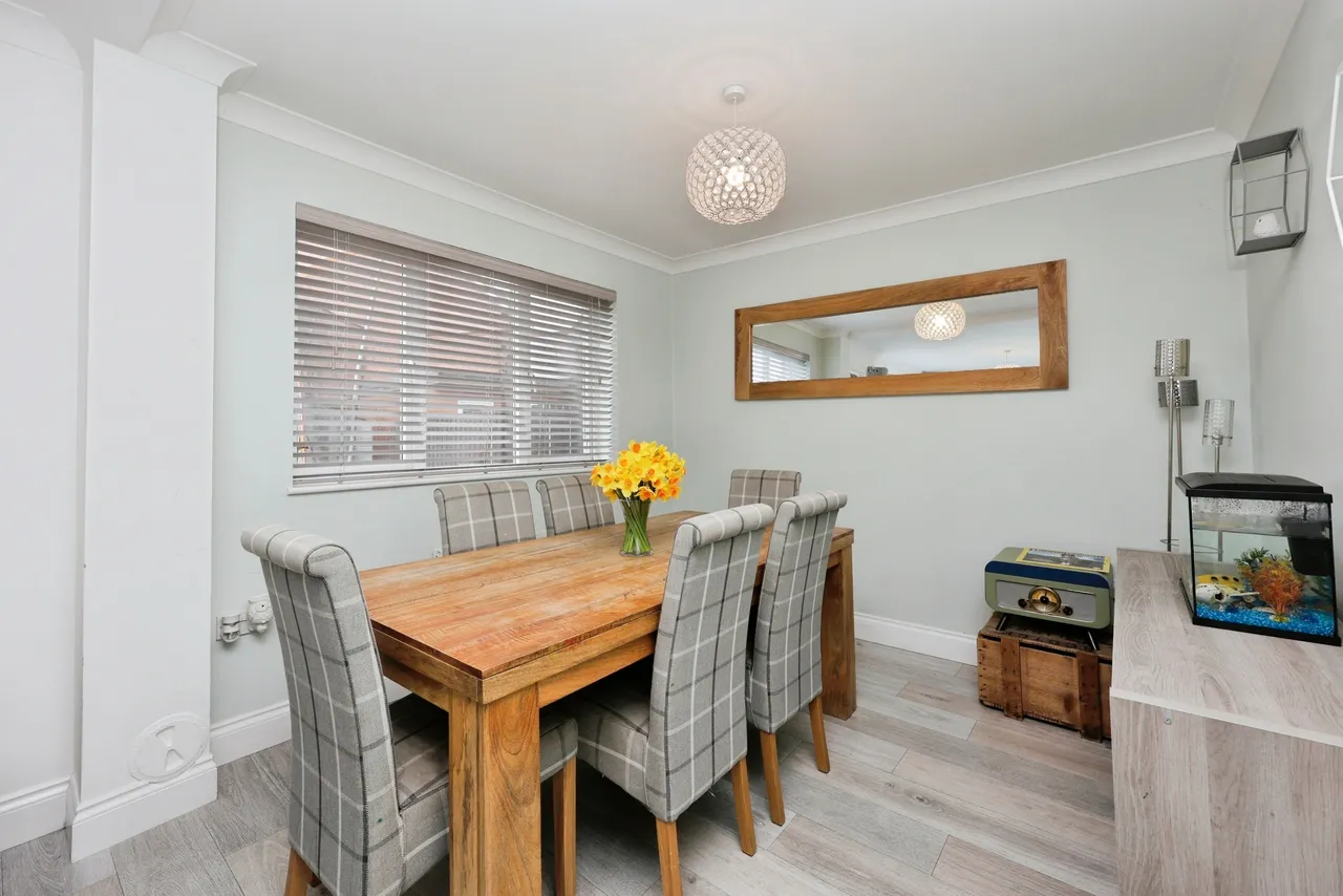 Pitmedden Road, Dunfermline, KY11, photo 5