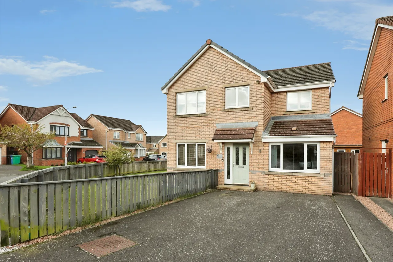 4 bed house for sale, Pitmedden Road, Dunfermline, KY11