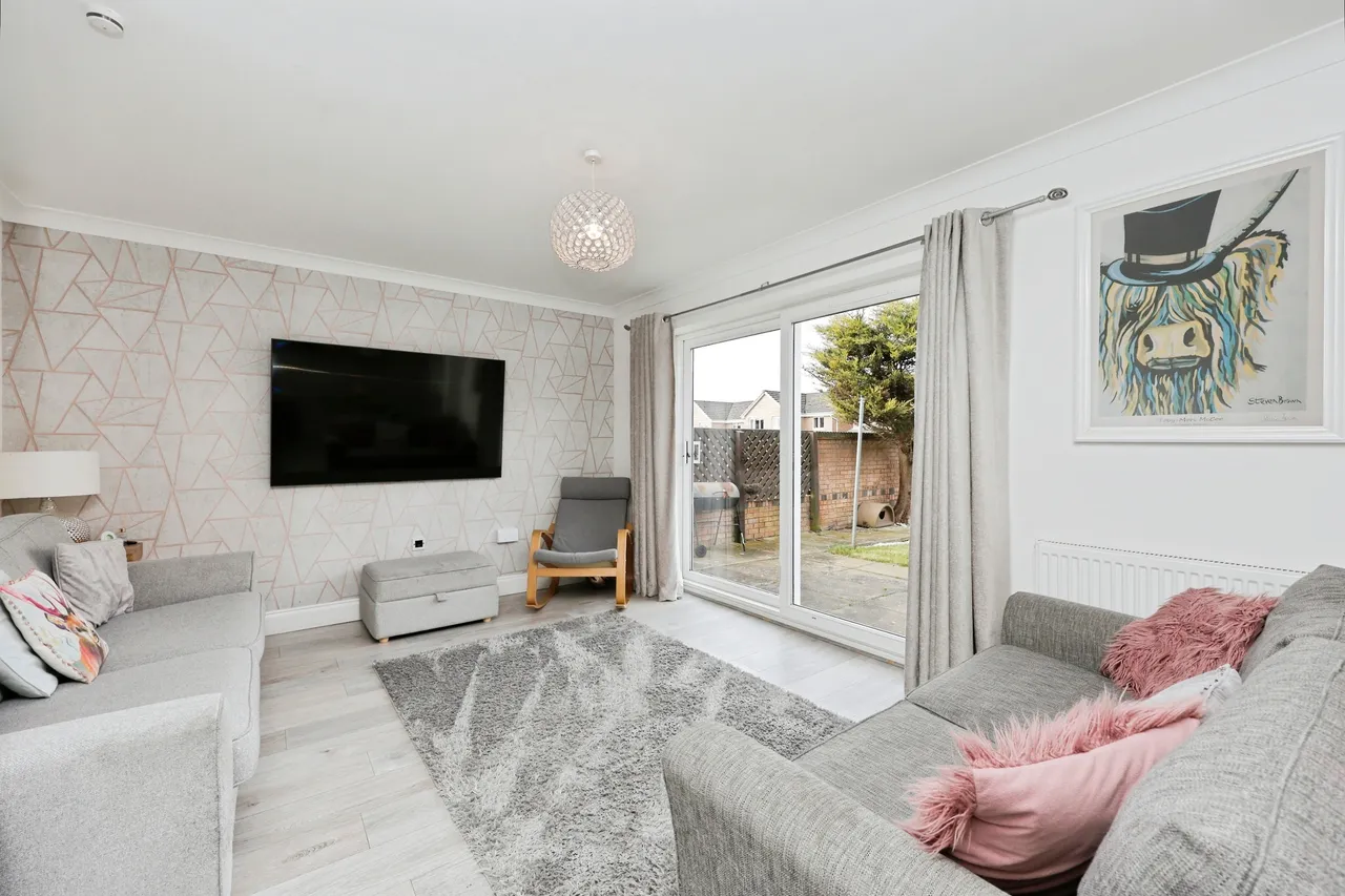 Pitmedden Road, Dunfermline, KY11, photo 4