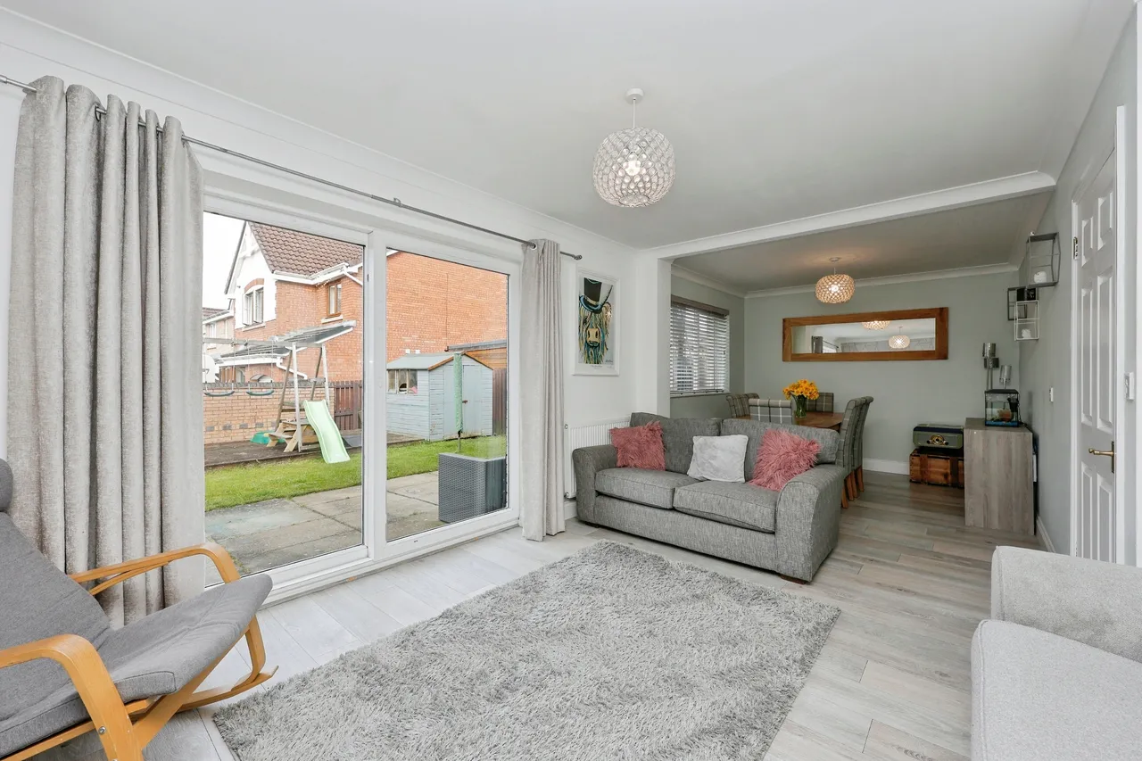 Pitmedden Road, Dunfermline, KY11, photo 3