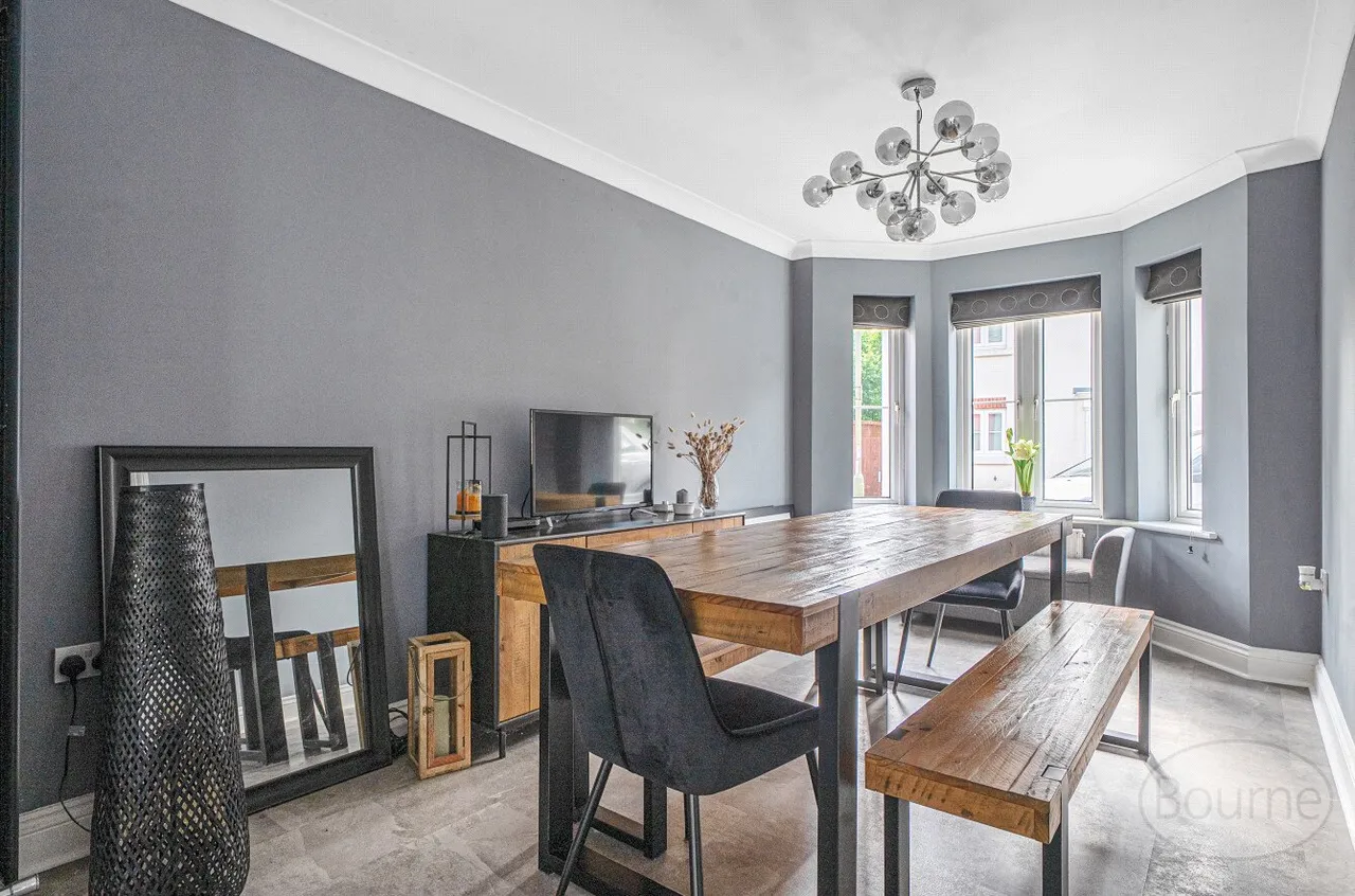 Hanbury Square, Petersfield, GU31, photo 17