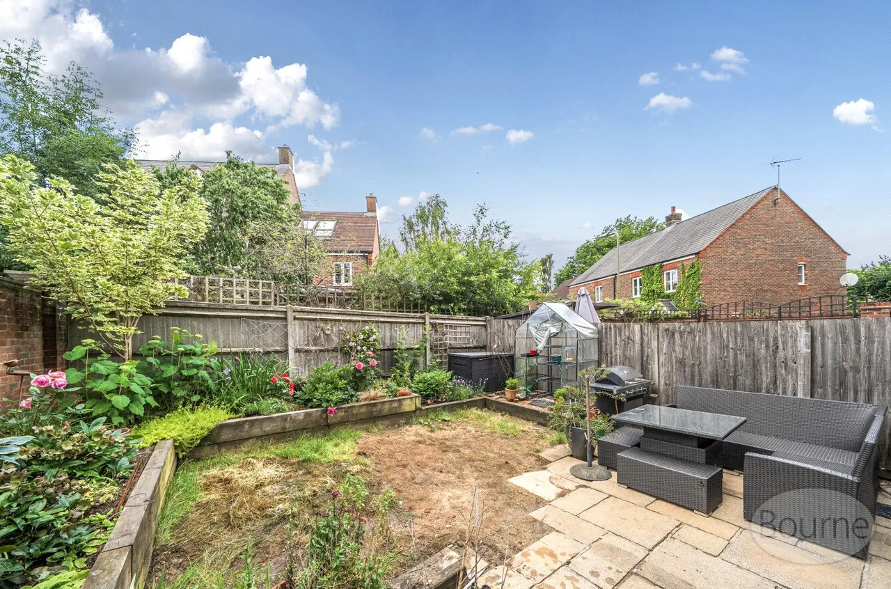 Hanbury Square, Petersfield, GU31, photo 4
