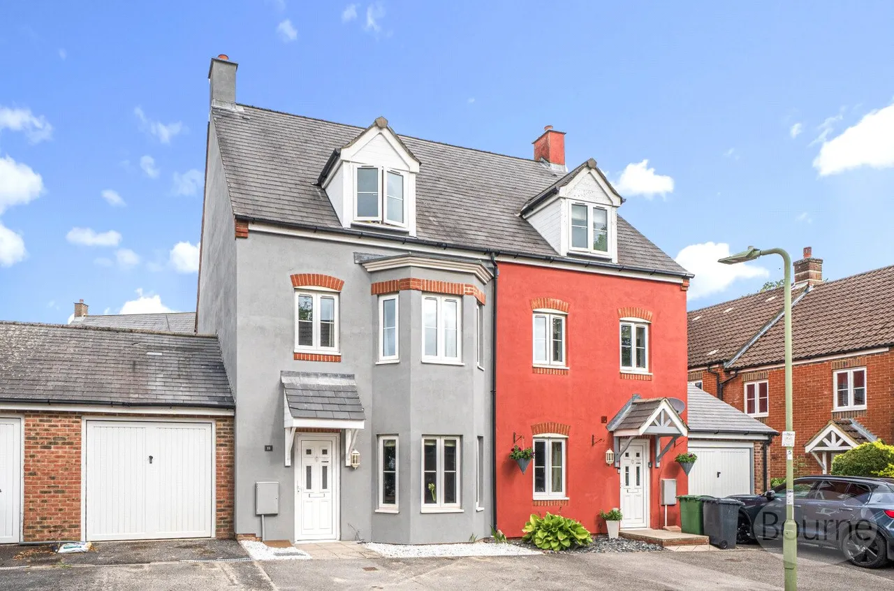 3 bed house for sale, Hanbury Square, Petersfield, GU31