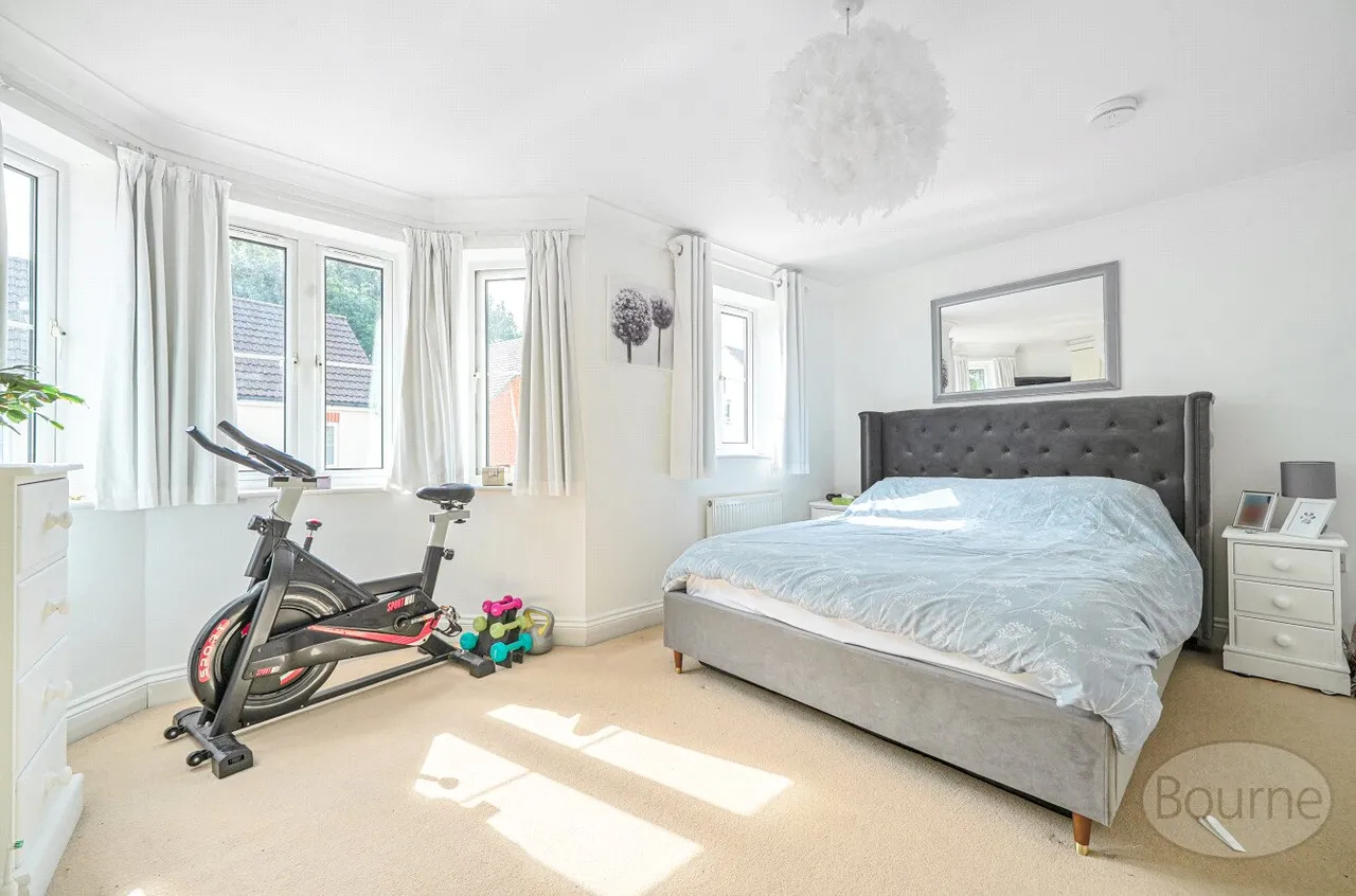 Hanbury Square, Petersfield, GU31, photo 7