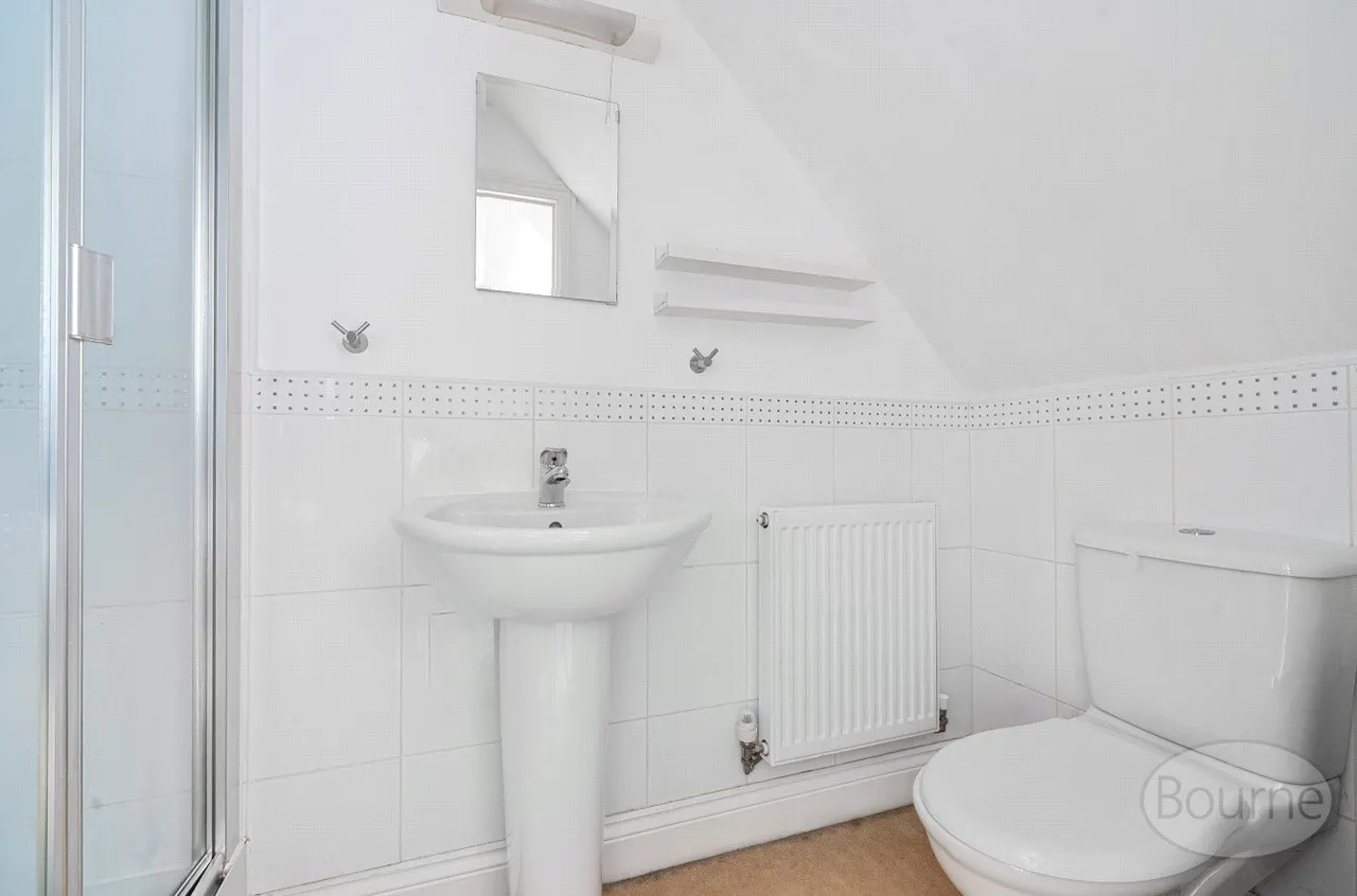 Hanbury Square, Petersfield, GU31, photo 21