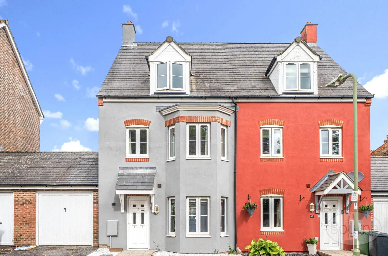 Hanbury Square, Petersfield, GU31, photo 23