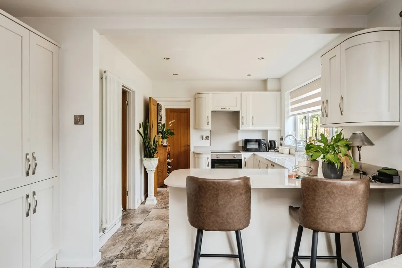 The Croft, Loughor, SA4, photo 11