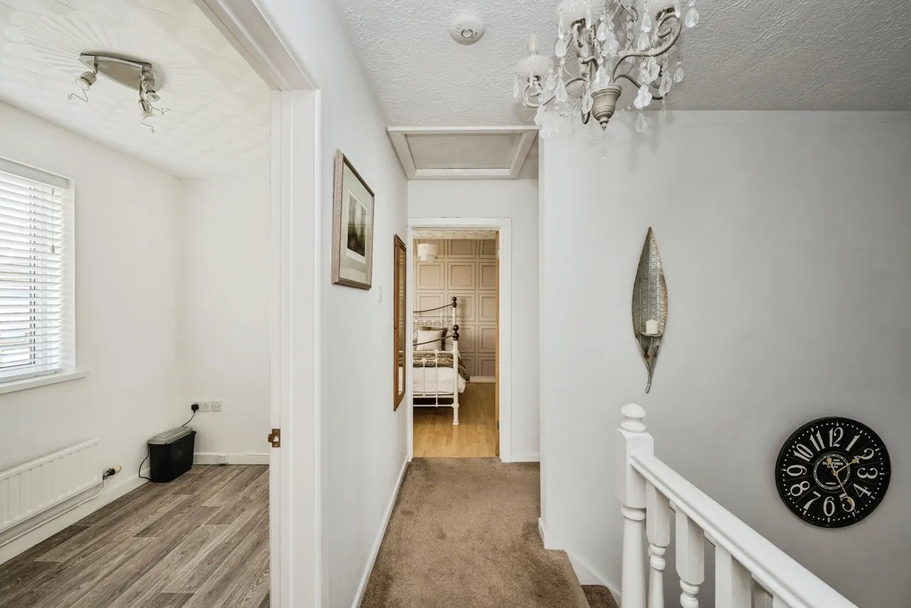 The Croft, Loughor, SA4, photo 17